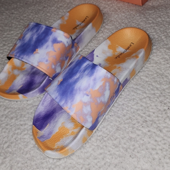NIB Dolls Kill Trippy Orange And Purple , Marbled , Tye Dye Sandals - Picture 3 of 4